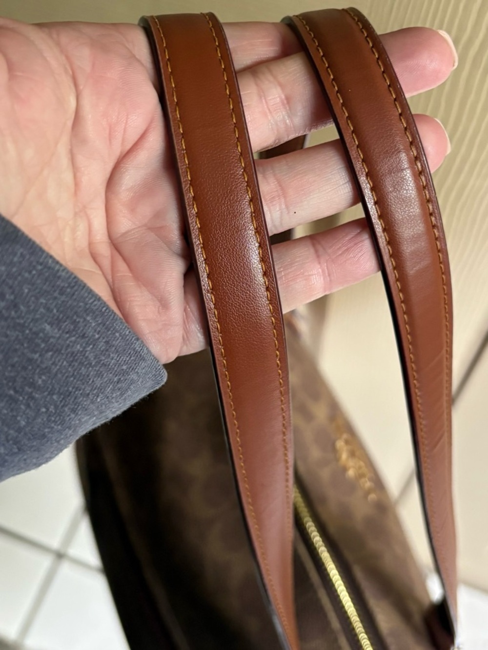 Coach Floral Signature Gallery Tote Bag in Brown and Pink - Picture 3 of 4